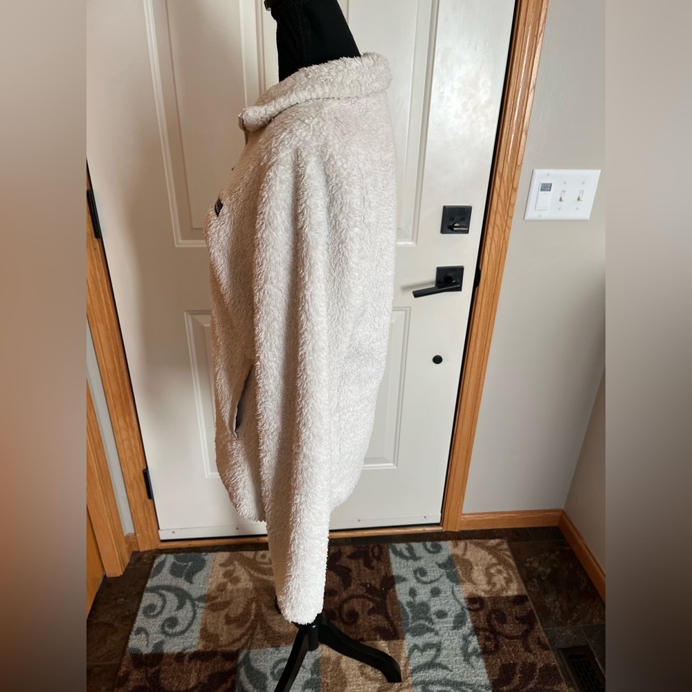 Women’s Patagonia Los Gatos birch white deep pile fluffy full zip jacket. Medium - Picture 5 of 16